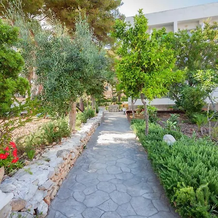 Hotel Petit Garden By Flacalco Cala Ratjada (Mallorca)